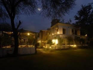 Siswan Jungle Lodge Baddi Exterior photo